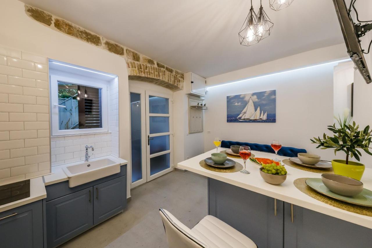 Appartement Angels-Split **** Extérieur photo